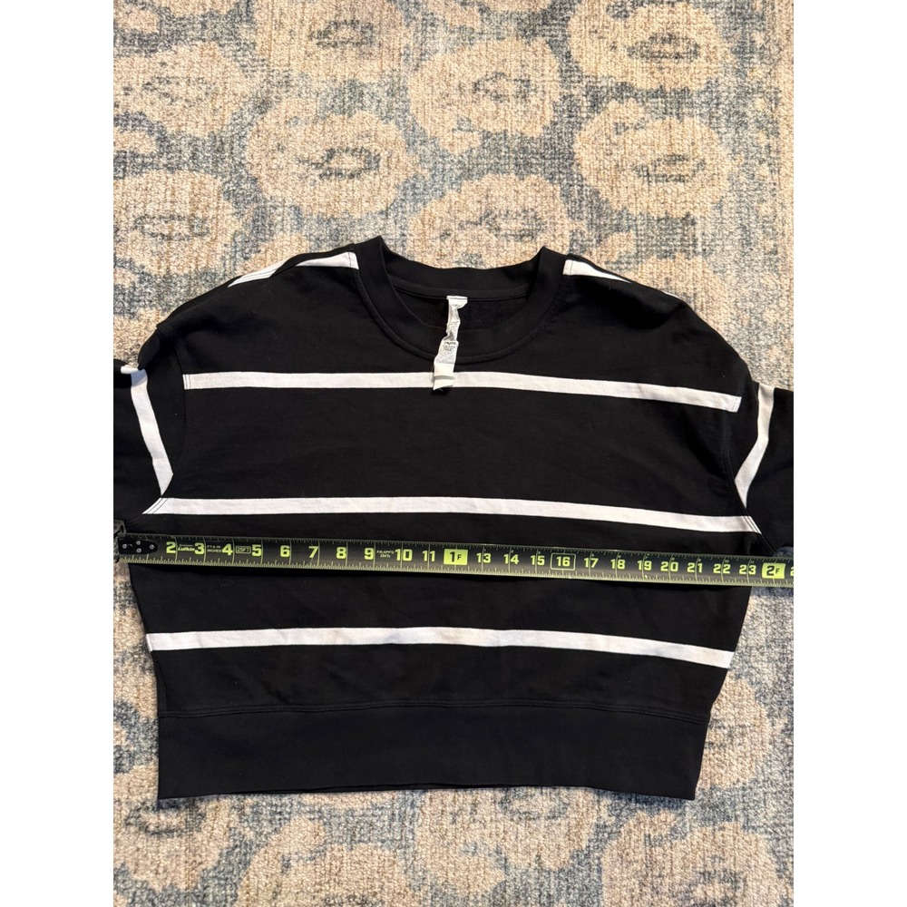 Lululemon Perfectly Oversized Cropped Crew Stripe Black White Size 6 - Picture 4 of 5